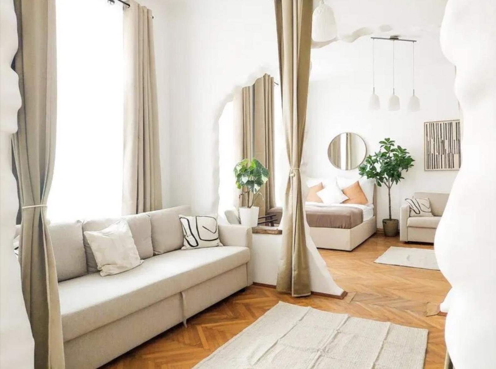 Eden Garden With Terrace & Bbq Apartment