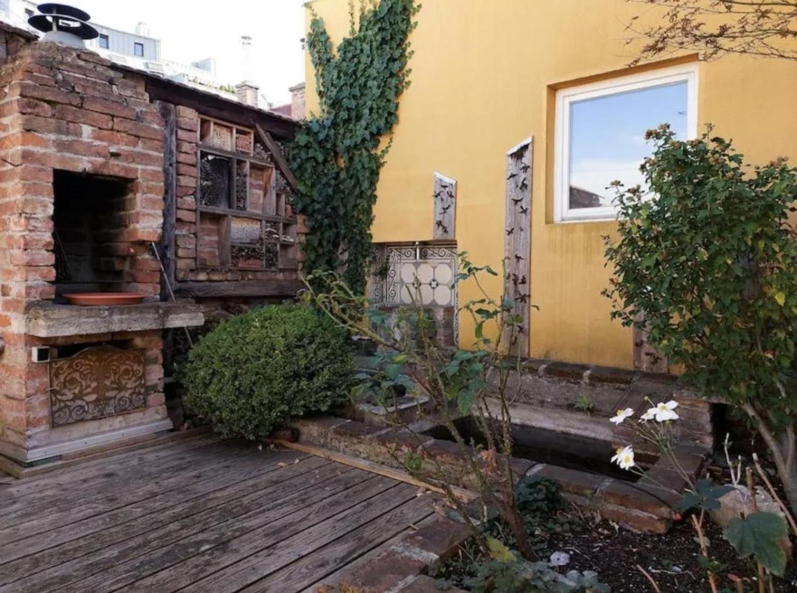 Eden Garden With Terrace & Bbq Apartment *