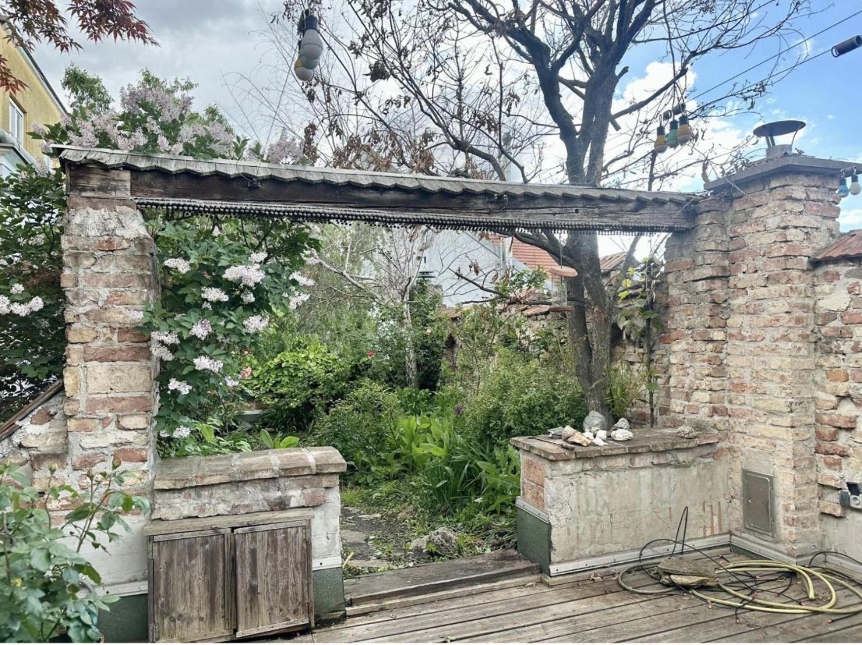 Eden Garden With Terrace & Bbq Apartment *